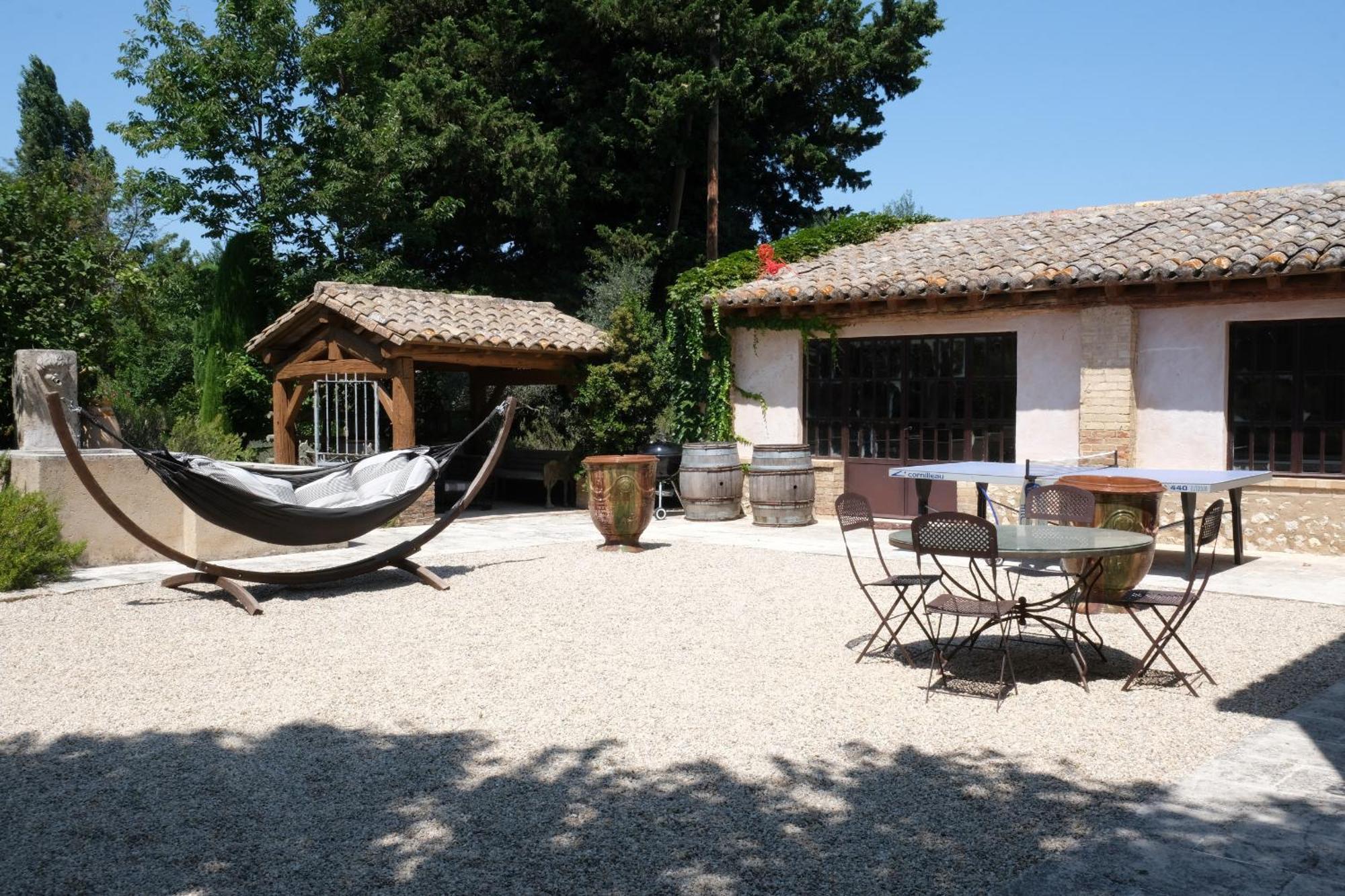 Typical Provencal Farm House Close To L'Isle Sur La Sorgue - 12 Persons Cavaillon Εξωτερικό φωτογραφία