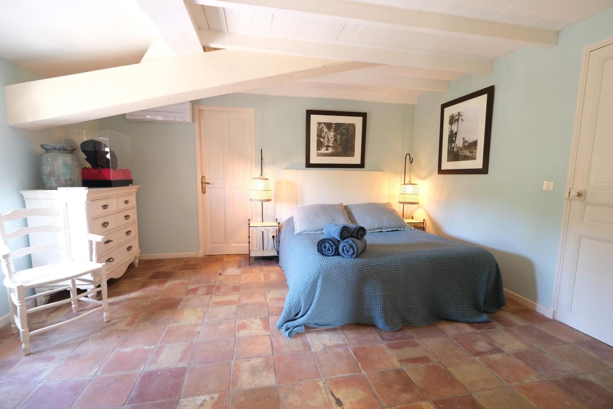 Typical Provencal Farm House Close To L'Isle Sur La Sorgue - 12 Persons Cavaillon Εξωτερικό φωτογραφία